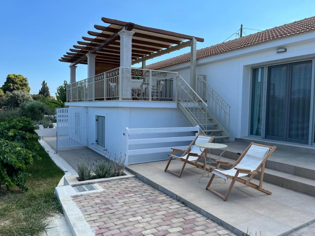 Apollonides Seafront Villa1 Aoede Lixouri Exterior foto